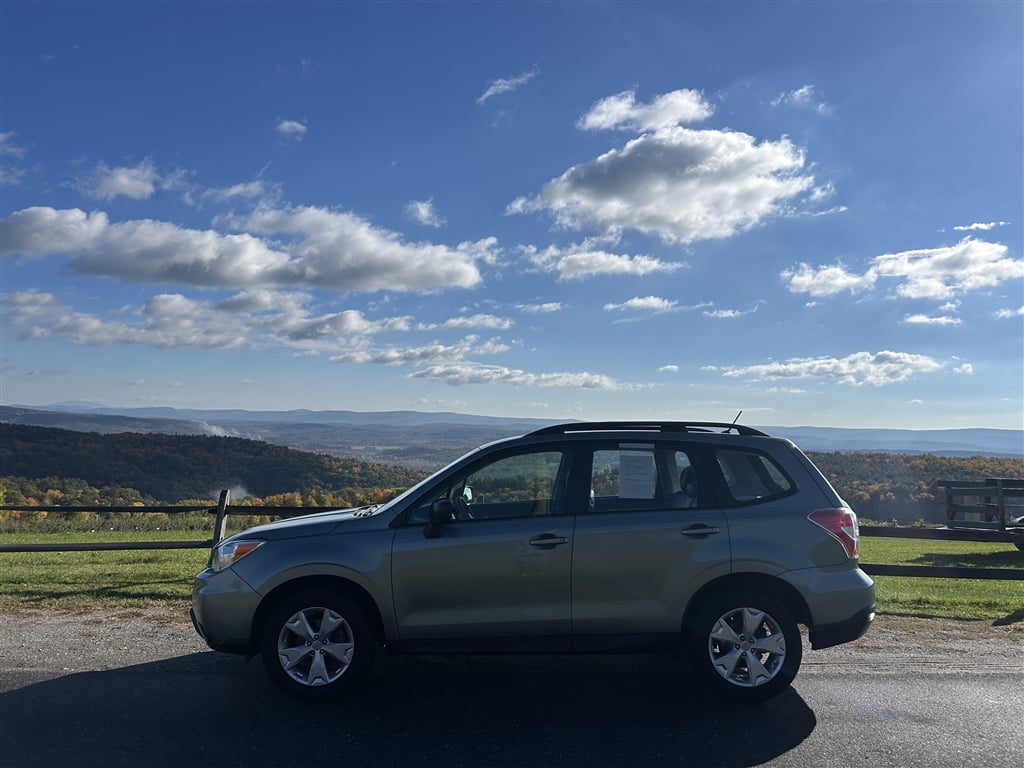 2015 Subaru Forester i